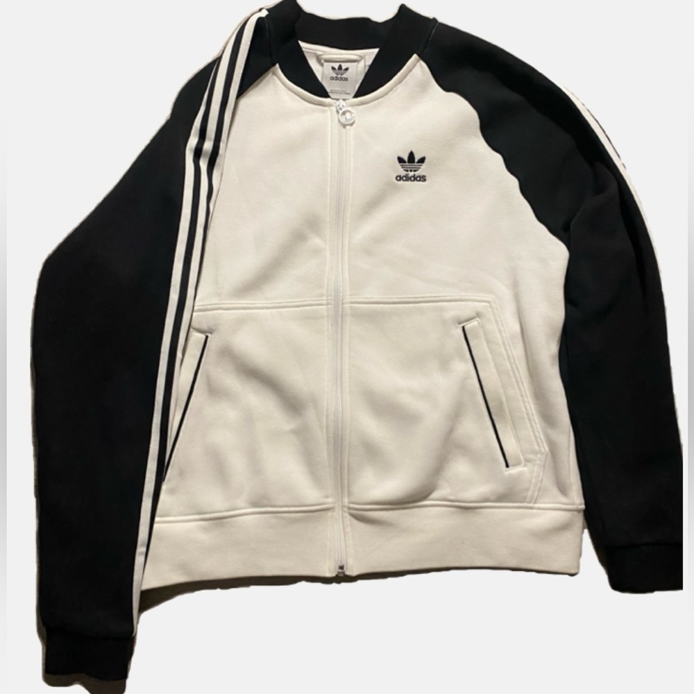 Adidas Zip up sweater 🖤
